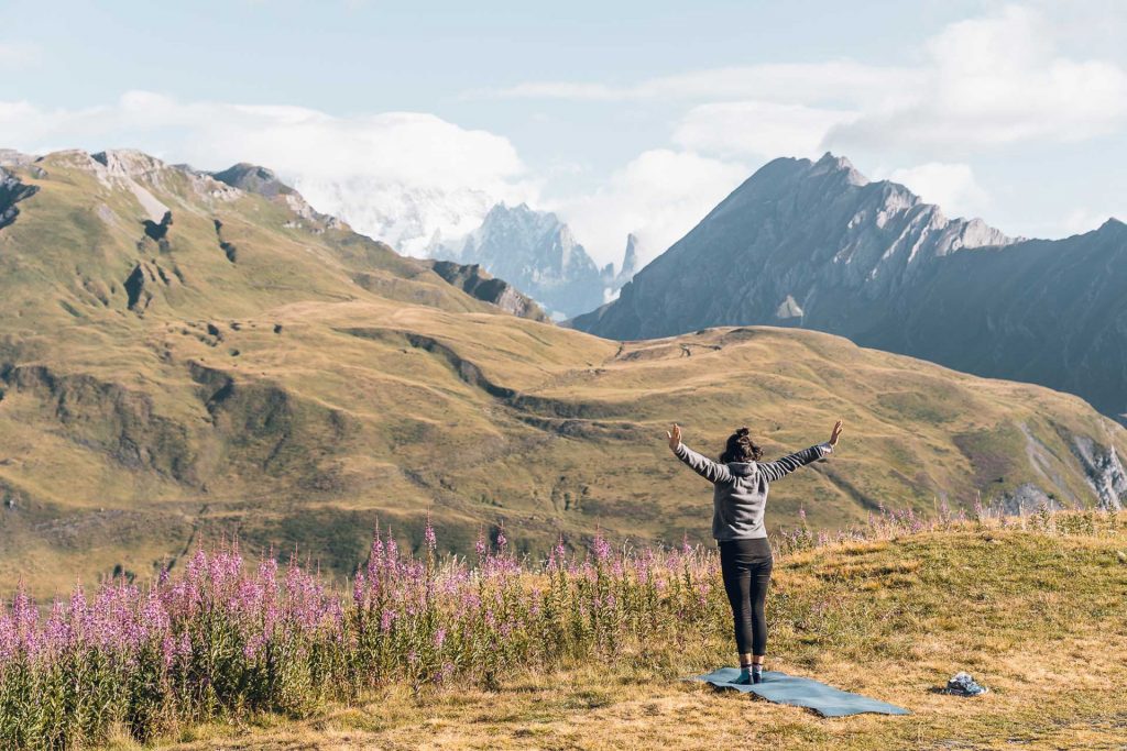 Bergpol Podcast Romana Schwaiger yogaberge Outdoor Yoga Retreats